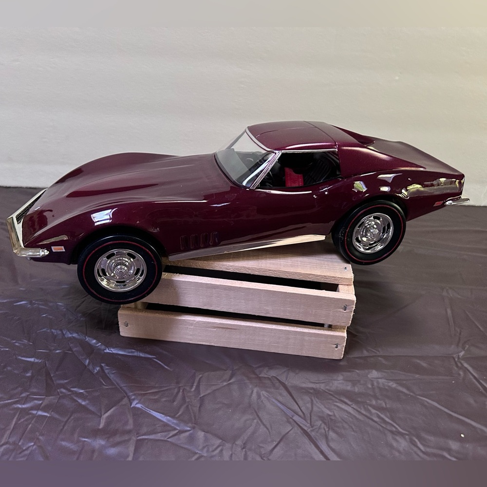 Jim Beam 1991 Chevrolet Corvette decanter Cordovan Maroon 1968